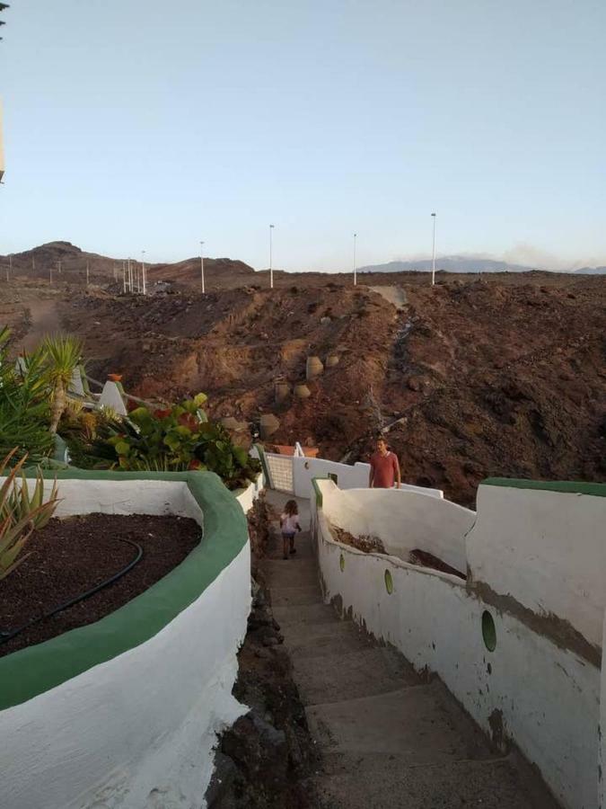 North Cliff Apartment *The Ocean Beneath Your Feet* Galdar Exterior photo